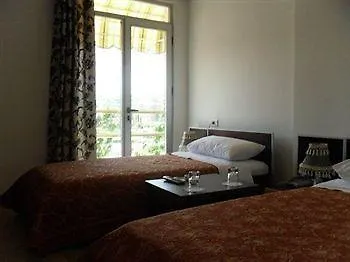 ***  Hotel Lubjana Yrshek Албания