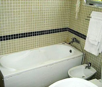 Hotel Lubjana Yrsheku