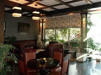 Hotel Lubjana Yrshek