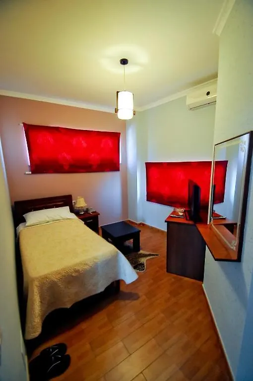 Hotel Lubjana Yrshek 3*,