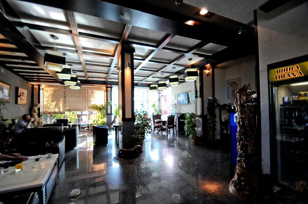 Hotel Lubjana Yrshek