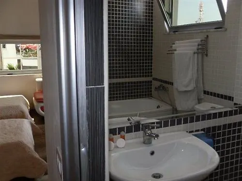 Hotel Lubjana Yrshek 3*,