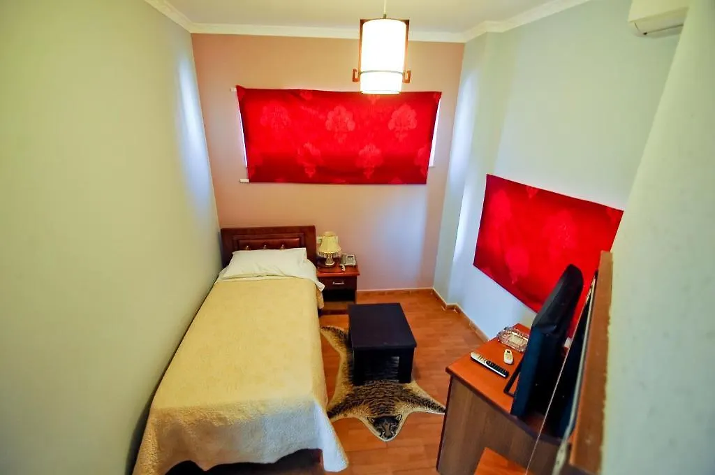Hotel Lubjana Yrshek